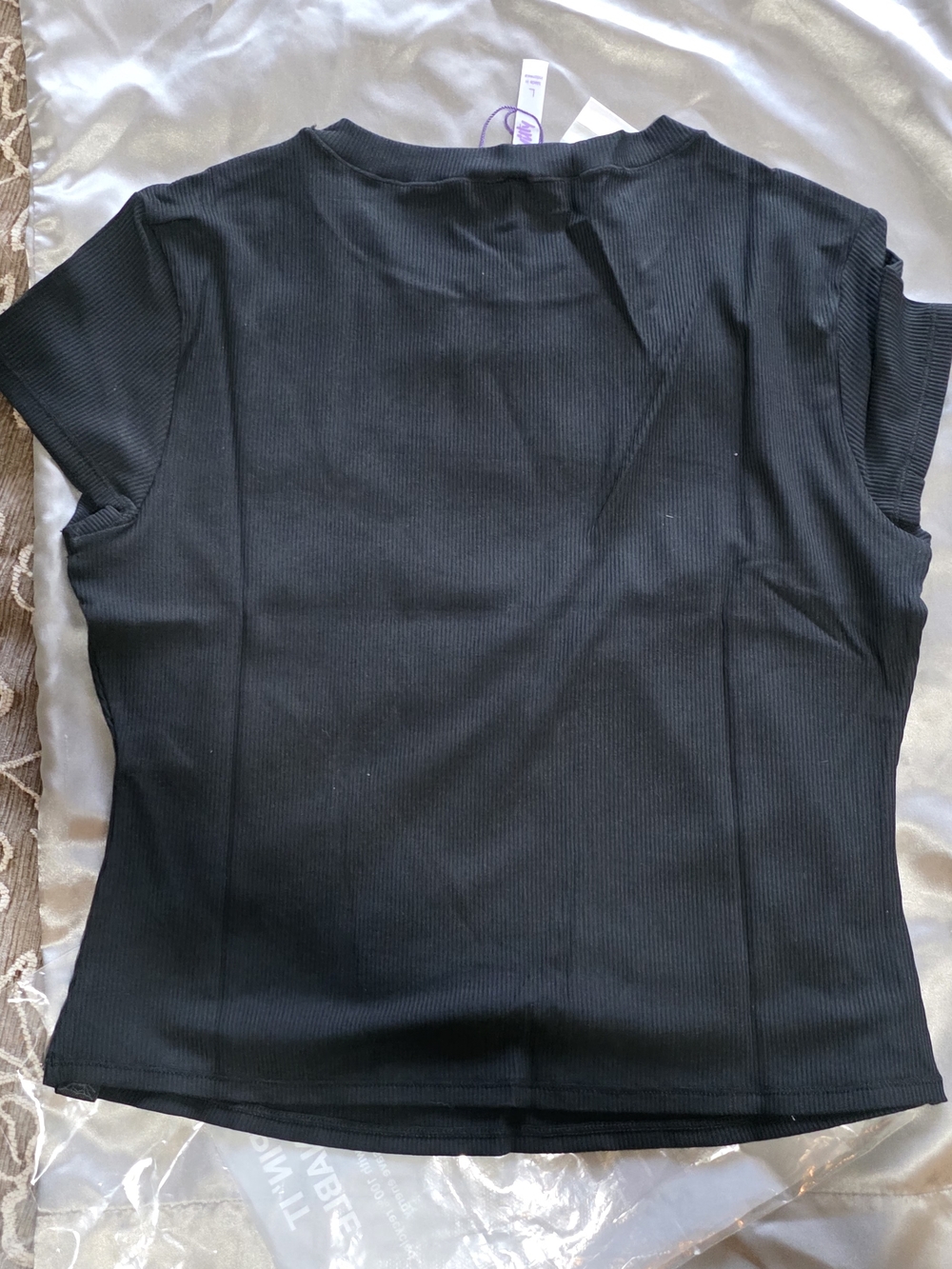 YITTY(Fabletics) Black Ribbed Short Sleeve Crew Tee Size Large - Picture 4 of 6